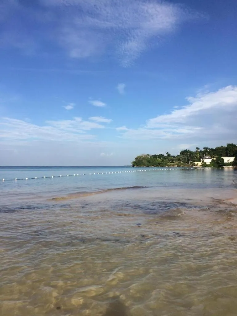 North Coast Relaxation Bed & Breakfast Ocho Rios Jamaica